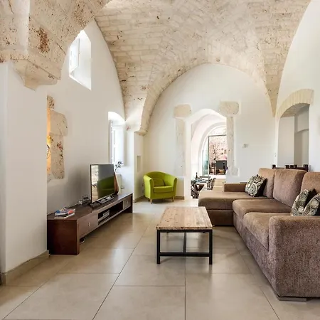 Casa Degli Amici By Barbarhouse * אוסטוני